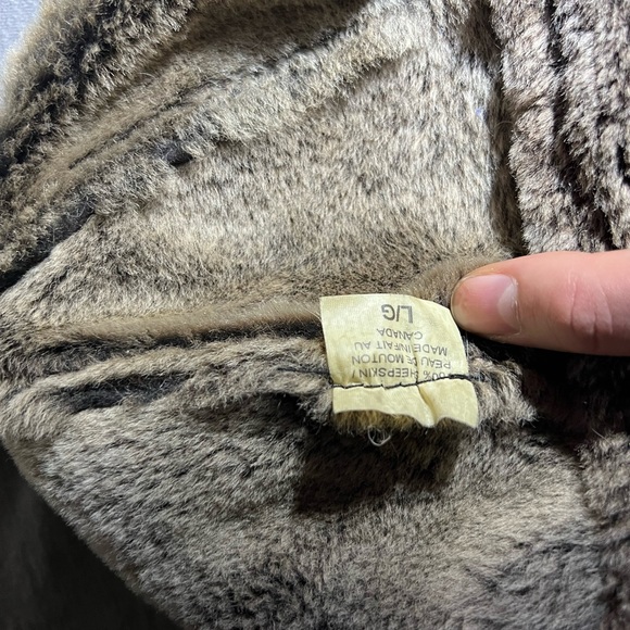 Brown sheepskin beanie Hat - Picture 6 of 8